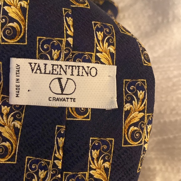 Valentino Ties - Picture 9 of 9